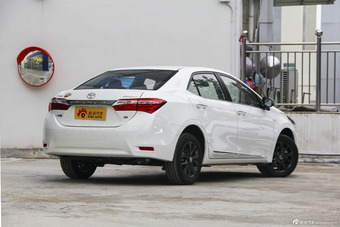 2016款卡罗拉1.6L自动GL-i炫酷版