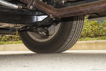 2015款众泰T600 1.5T手动尊贵型