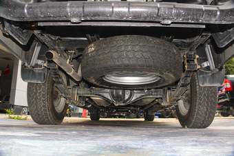 2015款骐铃T7 2.8T手动两驱尊贵版加长轴距JE493ZKQ4CB