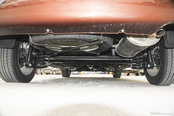 2015款开瑞K50 1.5L手动豪华型