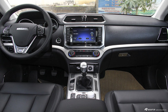 2015款哈弗H6 Coupe 2.0T手动四驱精英型