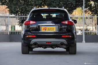 2015款英菲尼迪QX50L自动豪华版