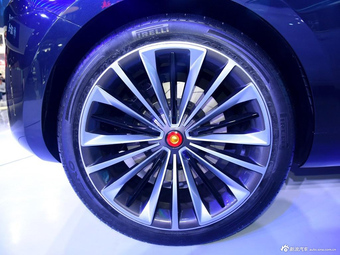 红旗全新HS7曝光 与奥迪Q7同级别