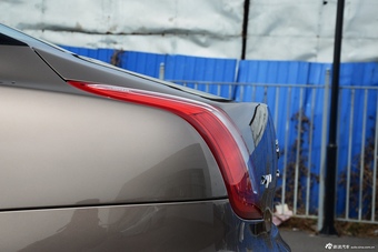 2016款捷豹XJL 3.0L自动SC四驱全景商务版