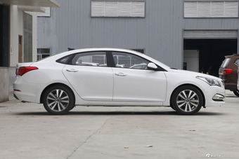 2016款名图1.8L自动GLS智能型