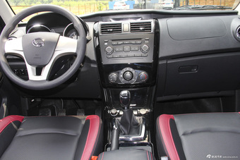 2016款北汽幻速S3 1.5L手动创业型国V