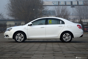 2016款吉利帝豪1.3T手动三厢向上版