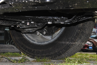 2015款RAV4 2.0L自动两驱风尚版