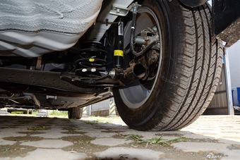 2016款纳5 1.8T自动智慧型