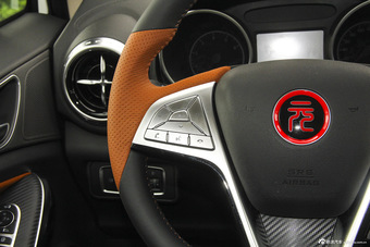 2016款比亚迪元1.5L手动尊荣型