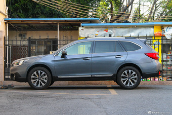 2015款傲虎 2.5i 运动导航版