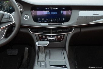 2016款凯迪拉克CT6 2.0T自动28T领先型