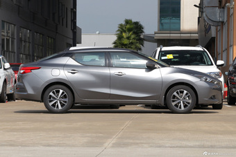 2016款蓝鸟 1.6L自动炫酷版