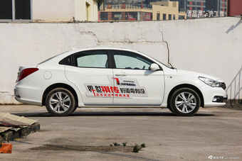 2014款传祺GA3S视界1.6L自动智慧ESP版