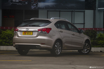 2015款V CROSS 1.5L手动智趣型