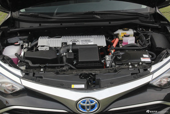 2016款雷凌双擎1.8L自动豪华版