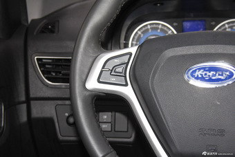 2015款开瑞K50S 1.5L手动豪华型