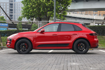 2017款Macan GTS 3.0T自动