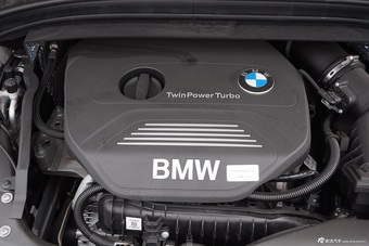 2015款宝马2系Active Tourer 218i领先