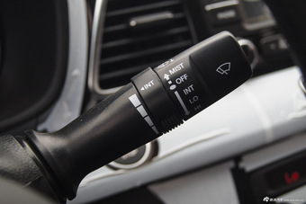 2014款起亚K4 1.8L自动GLS