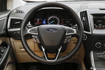 2015款锐界2.0T自动两驱豪锐型