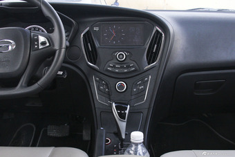 2014款传祺GA3S视界1.6L自动智慧ESP版