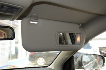 2016款奔腾B90 1.8T自动尊贵型十周年纪念版