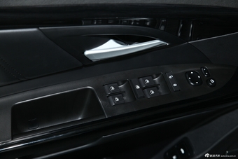 2014款绅宝D70 2.0T 自动豪华版