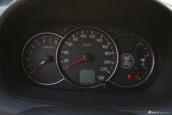 2013款帕杰罗·劲畅3.0L 自动四驱旗舰版