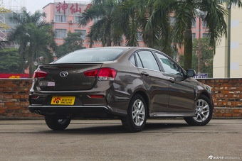 2015款V5菱致plus 1.5L手动智尊型