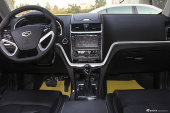 2016款吉利帝豪1.3T自动三厢向上版