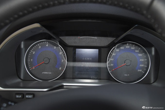 2016款吉利帝豪1.5L自动三厢向上版