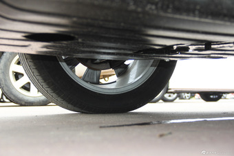 2016款比亚迪元1.5L手动尊荣型