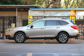 2016款傲虎 2.5L自动运动导航版