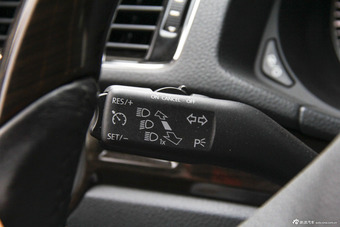 2014款帕萨特2.0T DSG至尊版