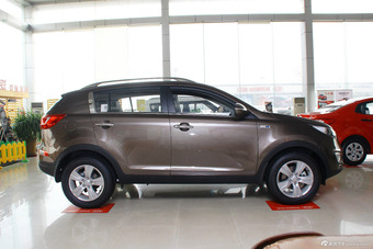 2014款智跑2.0L自动两驱GLS到店实拍