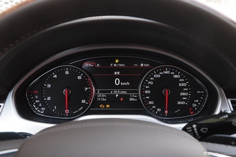 2014款奥迪A8L W12旗舰 版