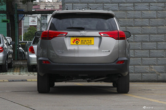 2015款RAV4 2.0L自动两驱风尚版