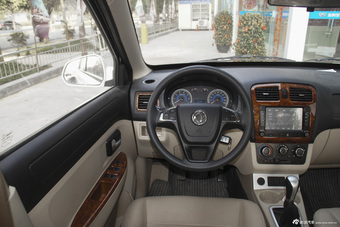 2016款风光330 1.5L手动乐享型