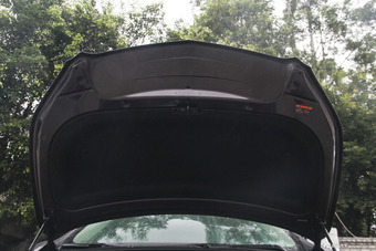 2016款昂科威2.0T自动四驱精英型28T