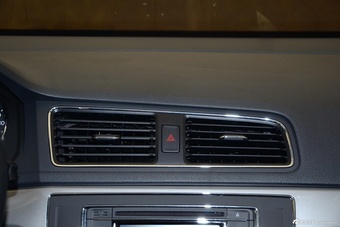 2015款朗逸1.6L手动舒适版