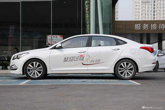 2014款名图1.8L自动DLX尊贵型