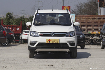 2016款风光370 1.5L手动标准版7座