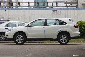 2014款比亚迪S6 2.0L手动豪华型