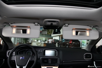 2014款沃尔沃V40 Cross Country 2.0T智逸版