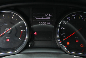 2015款东风雪铁龙C3-XR 1.6L手动先锋型