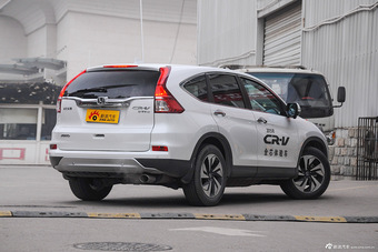 2015款CR-V 2.4L自动四驱豪华版