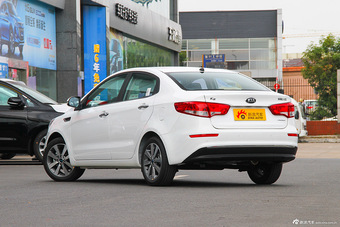 2015款起亚K2 1.6L自动Premium三厢