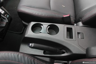 2014款比亚迪S6 1.5TI手动旗舰型