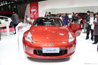 2013款日产370Z